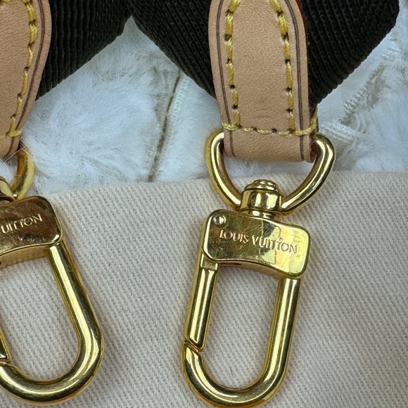 Louis Vuitton Authentic Olive Crossbody Strap with Gold Accents - Picture 9 of 12